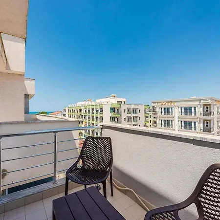 Apartment Seasons Golem (Tirana)